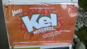 We were walking around passing by a bunch of flyers and I definitely noticed this one because KEL MITCHEL IS GOING TO HER SCHOOL IN TWO WEEKS AND PEOPLE ARE GOING TO GET TO SEE HIM FOR FREE!!! Kel Mitchell played in my favorite 90s Nickelodeon series Kenan and Kel and I MUST go see him if I'm able to! Fingers cross :D